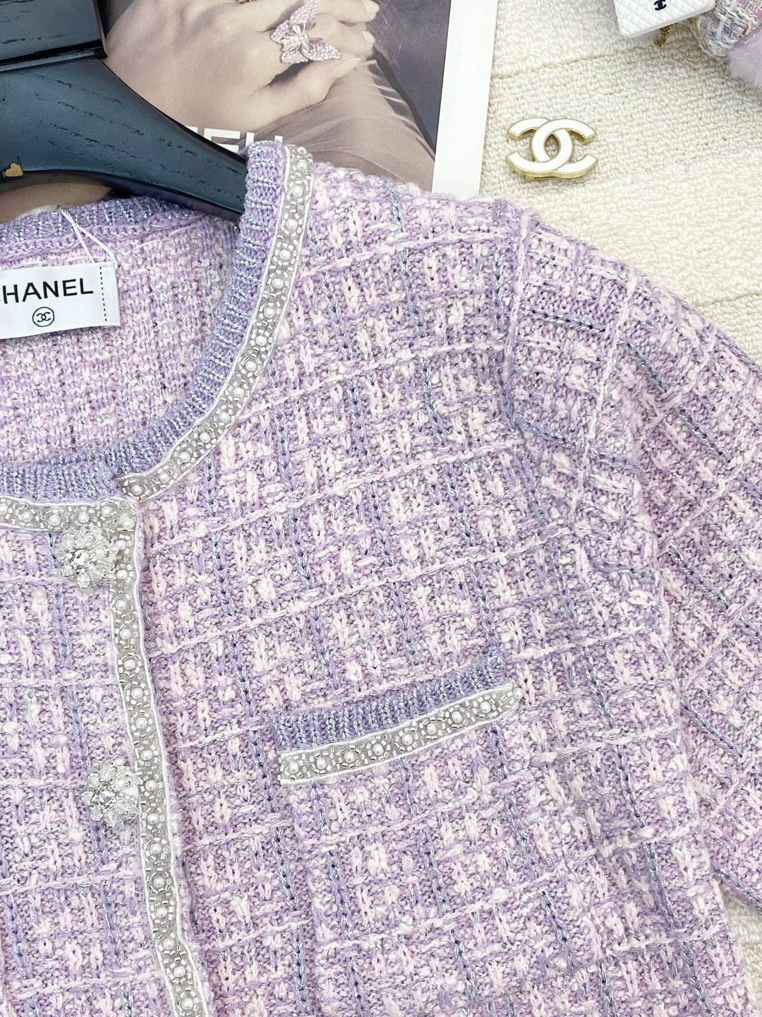 2026 New Arrival: Intricately Crafted Short-Sleeve Cardigan — Embellished with Logo Accents
