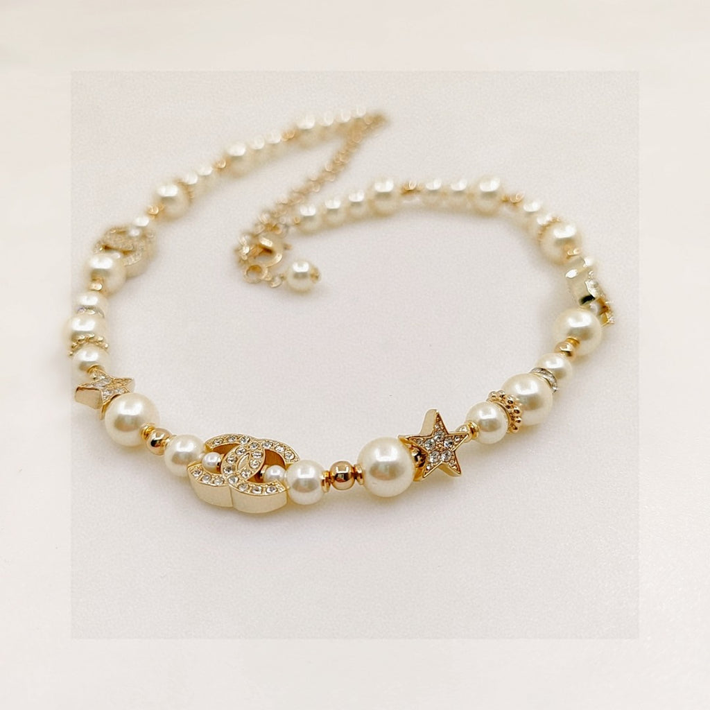 [New Arrival 🆕🆕] White Pearl Necklace