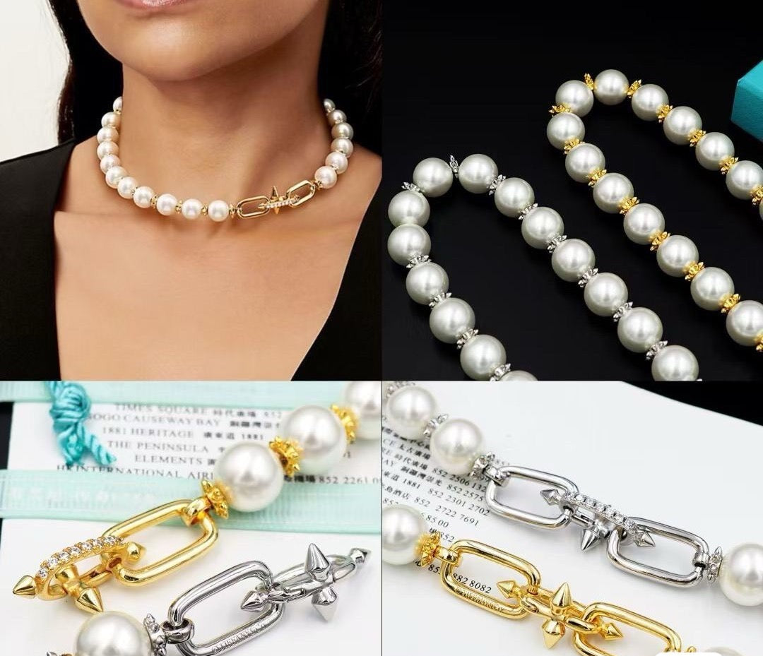 Pearl Necklace   A classic blend of pearls and K-metal beads. Available in two options: Silver or Gold. Length: Approx. 52 cm.