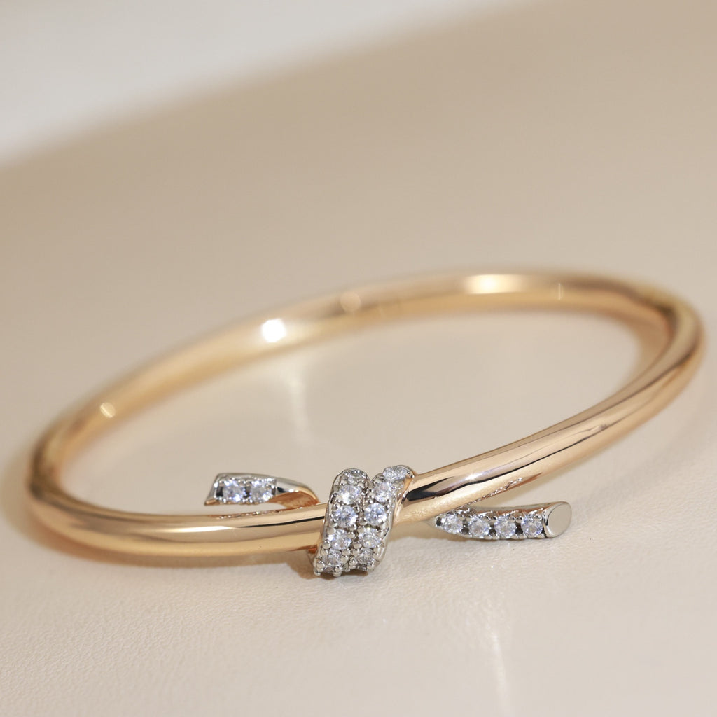Knotted Bracelet — Gold-Plated Material with Ribbon Accent 🎀 — This Year's Hottest New Arrival