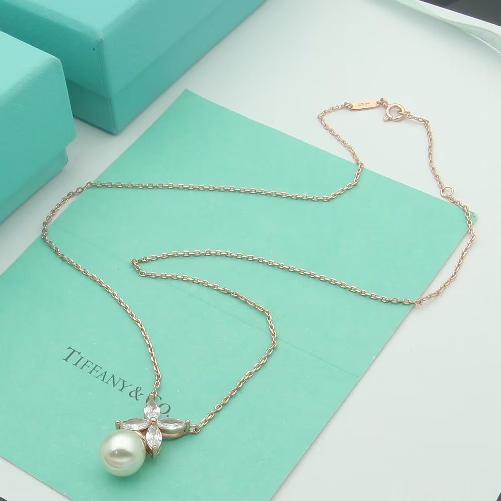 Pearl Marquise Necklace — Elegant Series