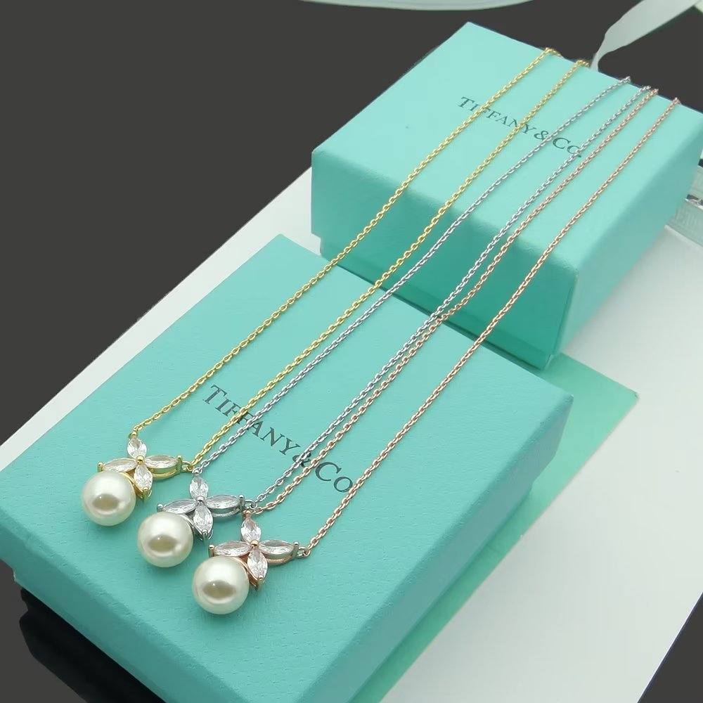 Pearl Marquise Necklace — Elegant Series