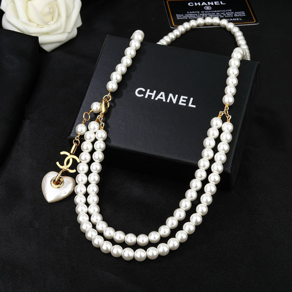 New Arrival: Waist Chain — 1:1 Quality Series. A timeless classic style that is effortlessly versatile and exudes an overwhelming sense of luxury.