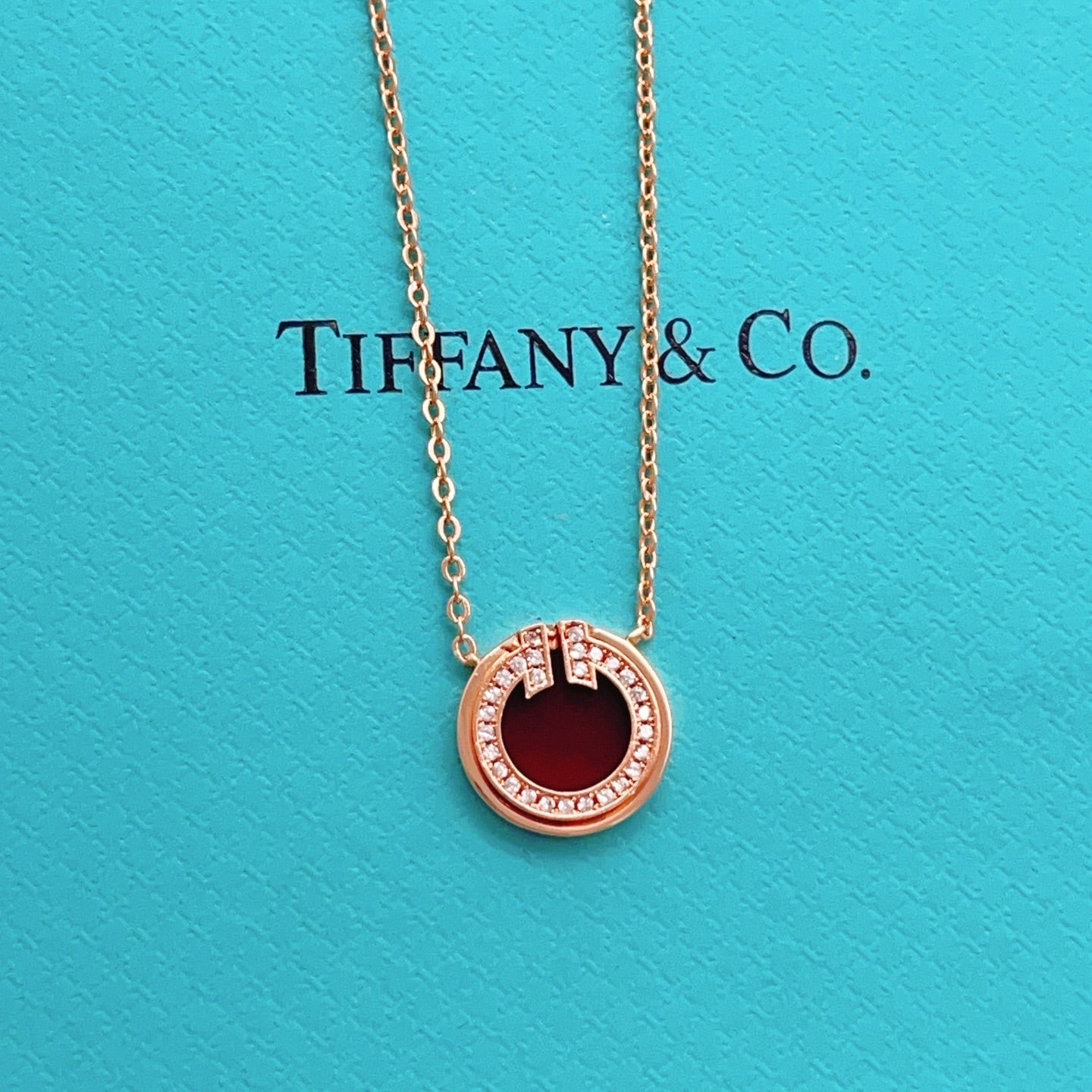 [New Arrival 🆕🆕 Rose Gold & Red Mother-of-Pearl Coin Necklace] — High-End Artisan Workshop Collection