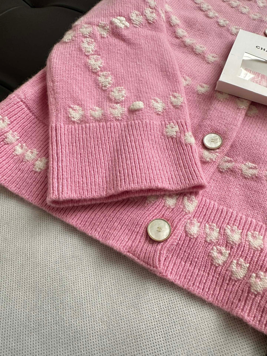25P New Arrival 🤍 Pearl-Embellished Cardigan