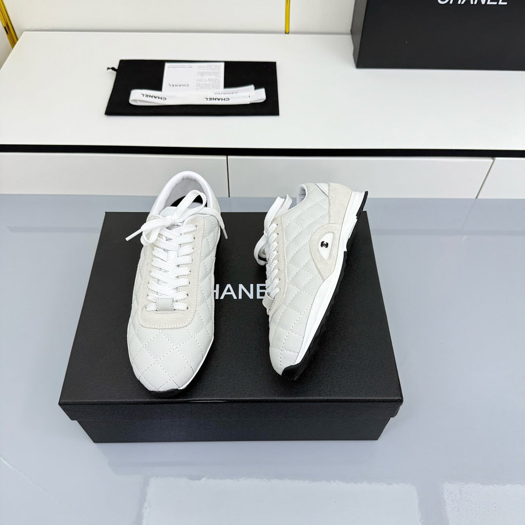 New Quilted German Army Trainers Ultra-lightweight and comfortable Available in Black and White