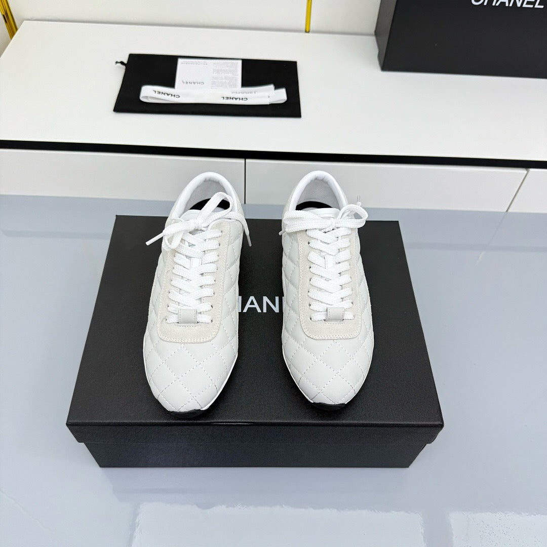 New Quilted German Army Trainers Ultra-lightweight and comfortable Available in Black and White