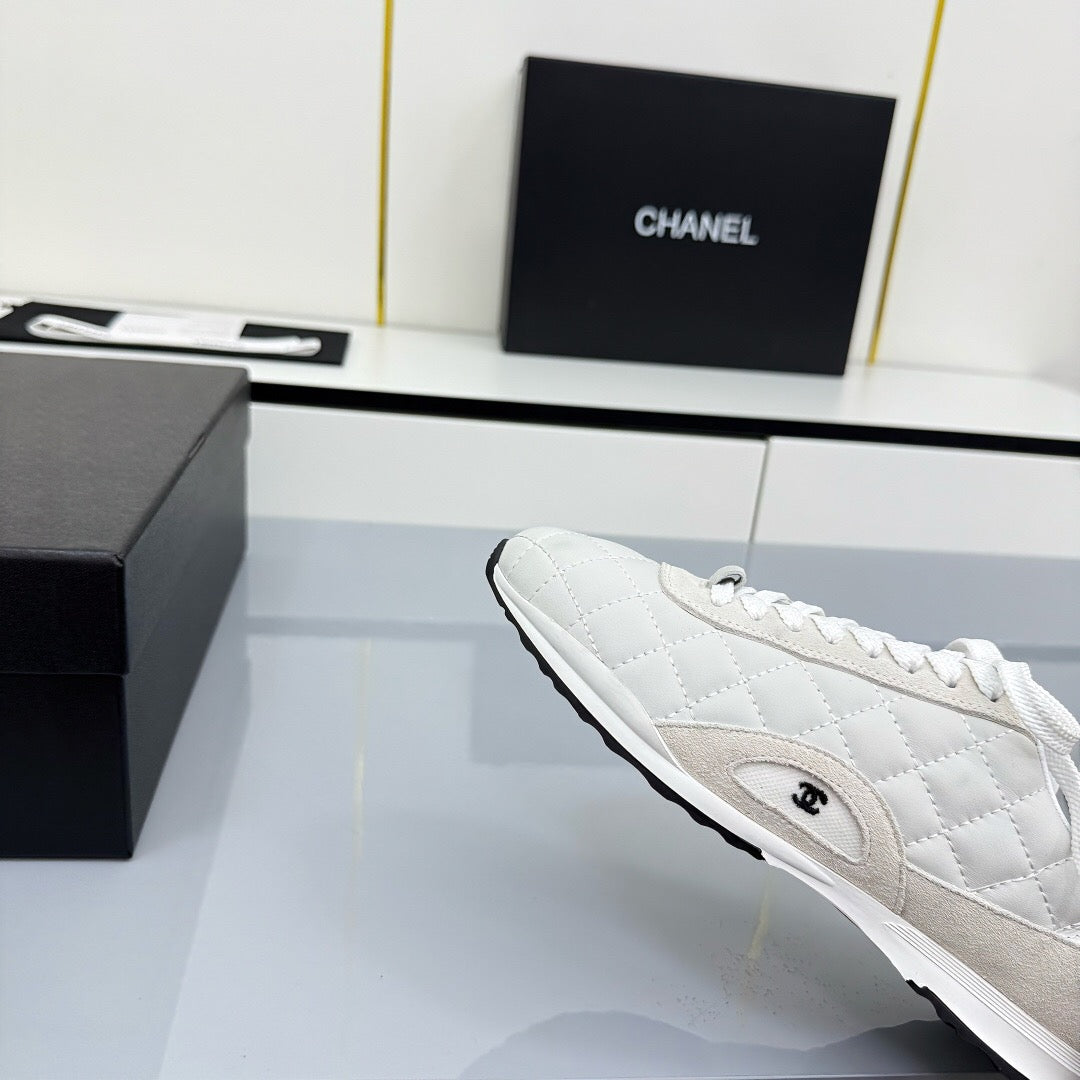 New Quilted German Army Trainers Ultra-lightweight and comfortable Available in Black and White