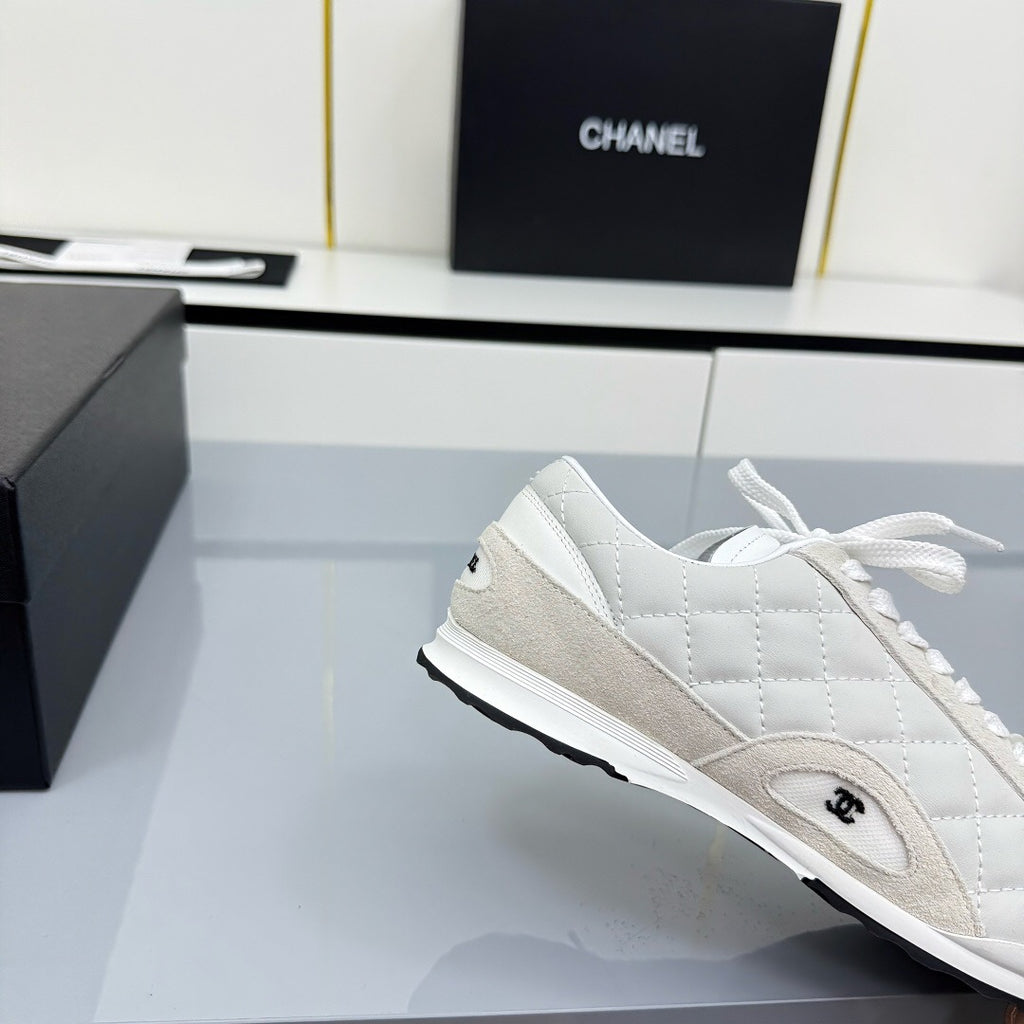 New Quilted German Army Trainers Ultra-lightweight and comfortable Available in Black and White