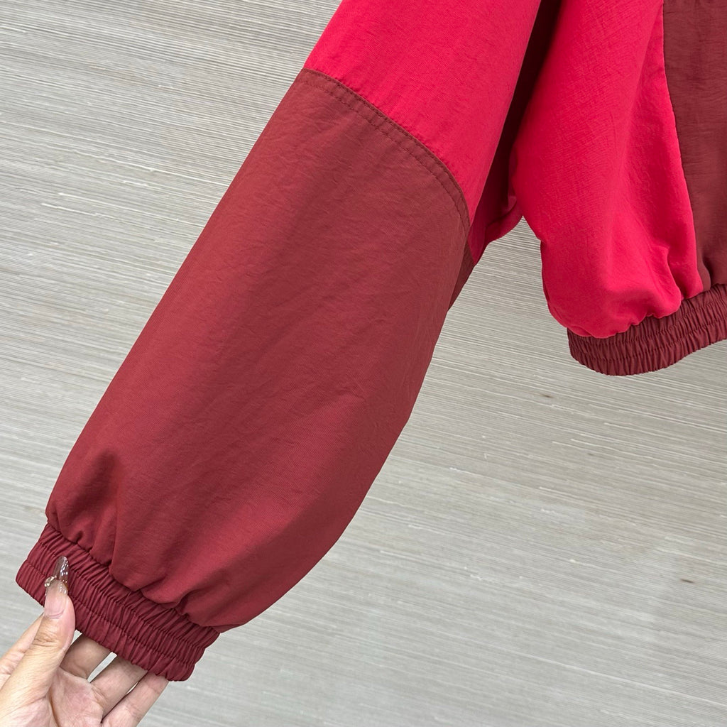 Sophisticated Style: New Arrivals from the Early Spring '26 Collection—Casual Chic in Parachute Cotton! Featuring a dominant Curry Yellow hue accented by Sunset Orange paneling at the shoulders.