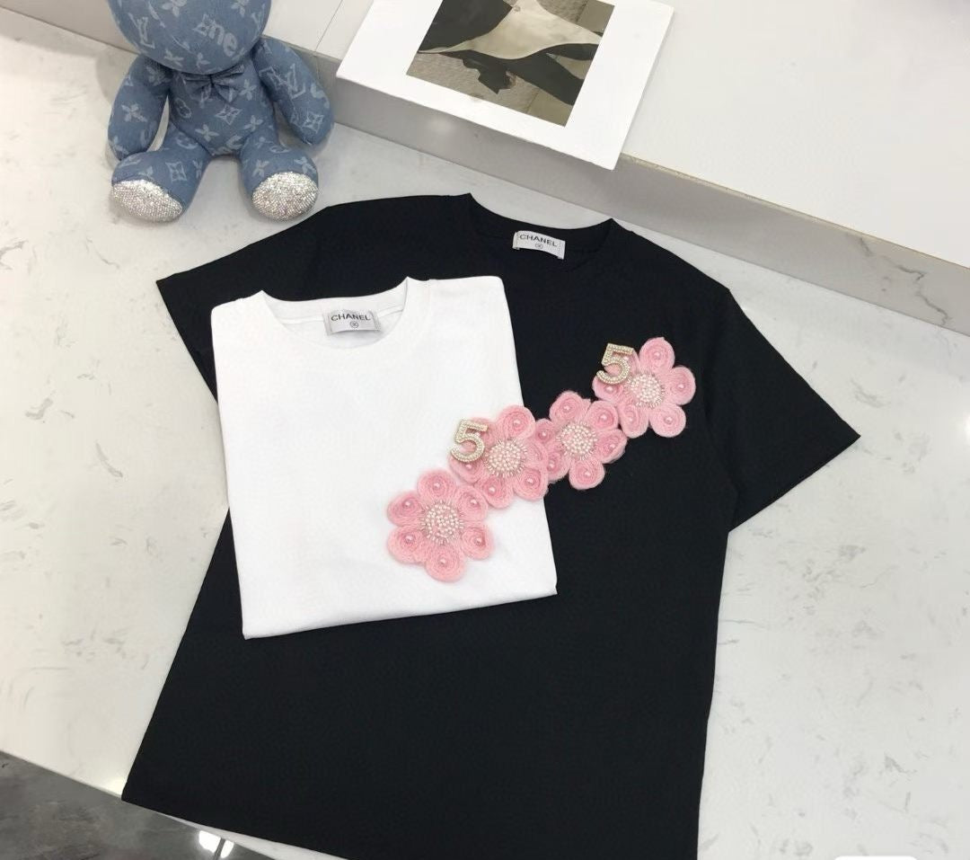 2026 Custom Knitted Camellia & Pearl Short-Sleeve T-Shirt—Available in Black or White, Sizes S, M, and L.