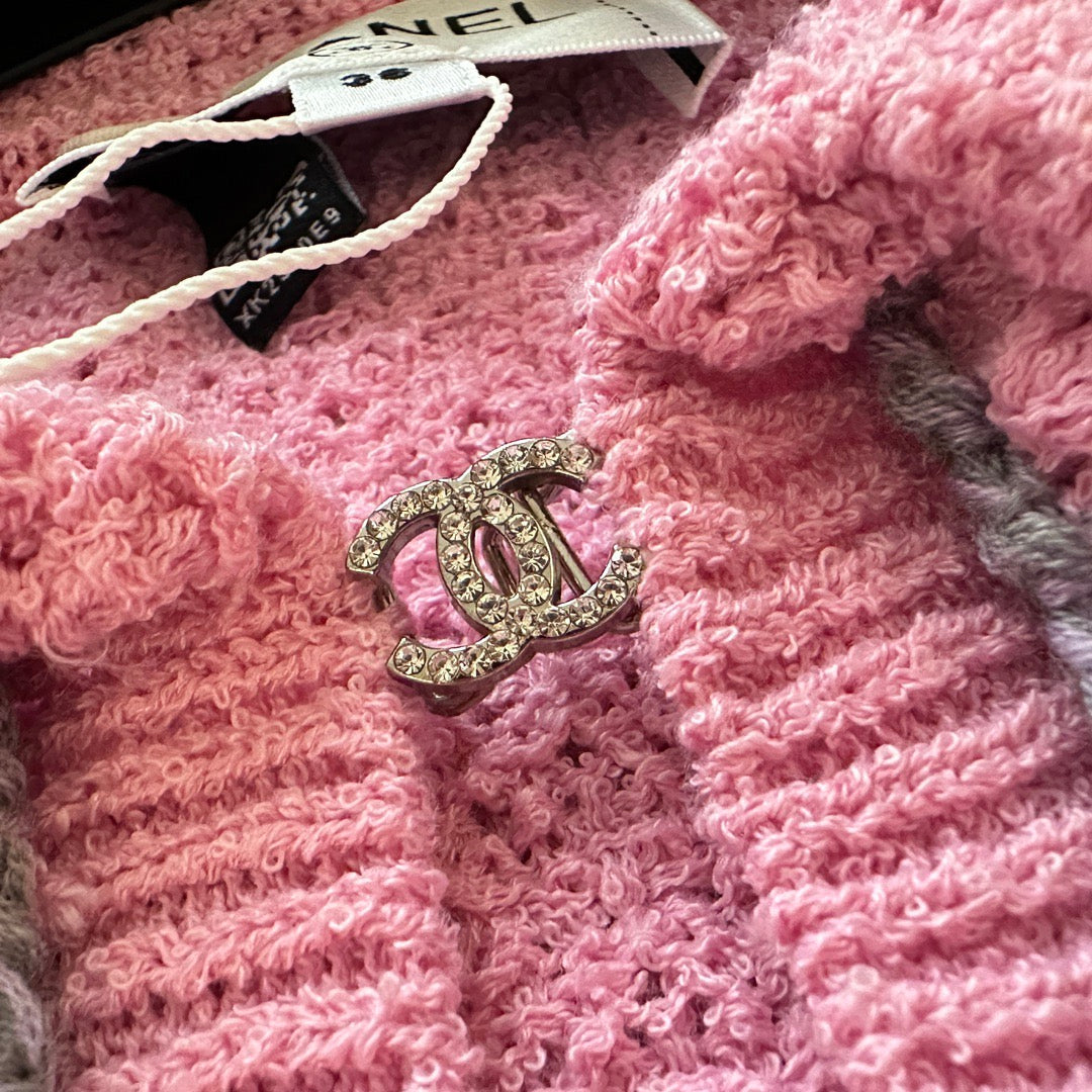 25P Pearl-Button Cardigan