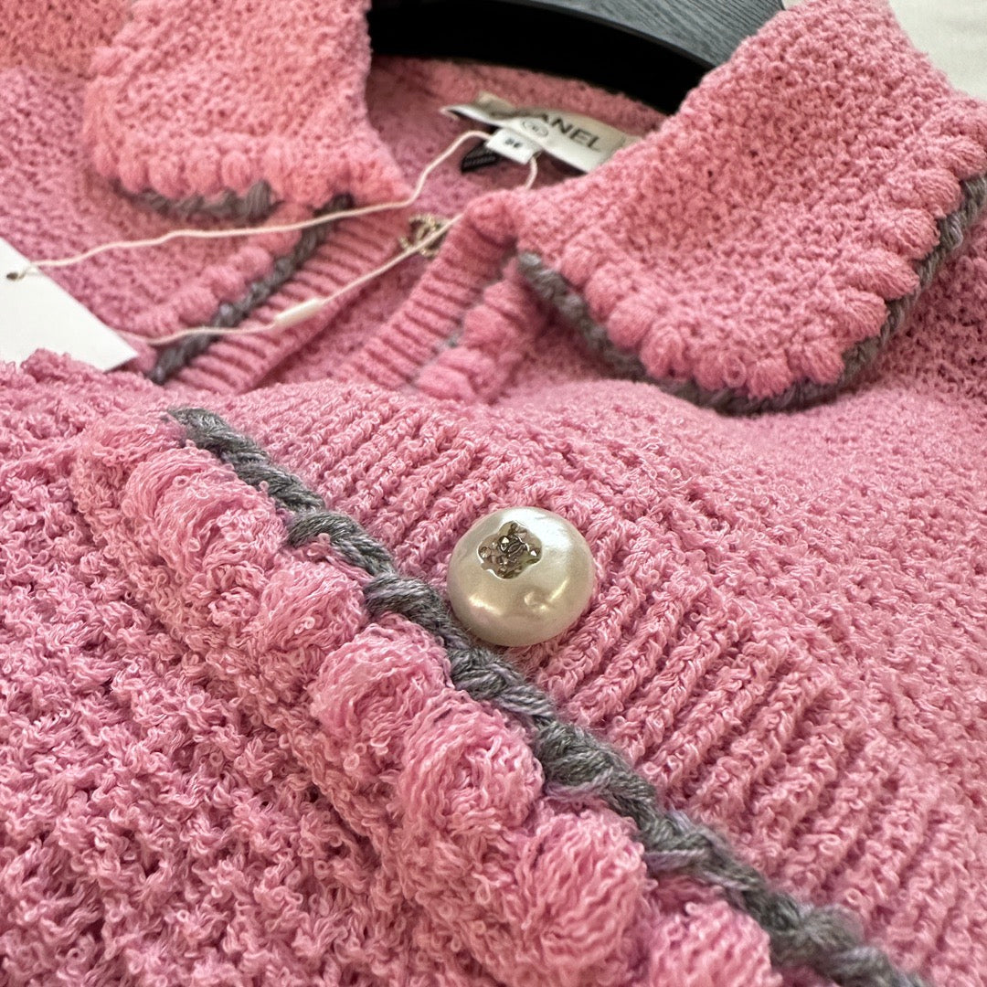 25P Pearl-Button Cardigan