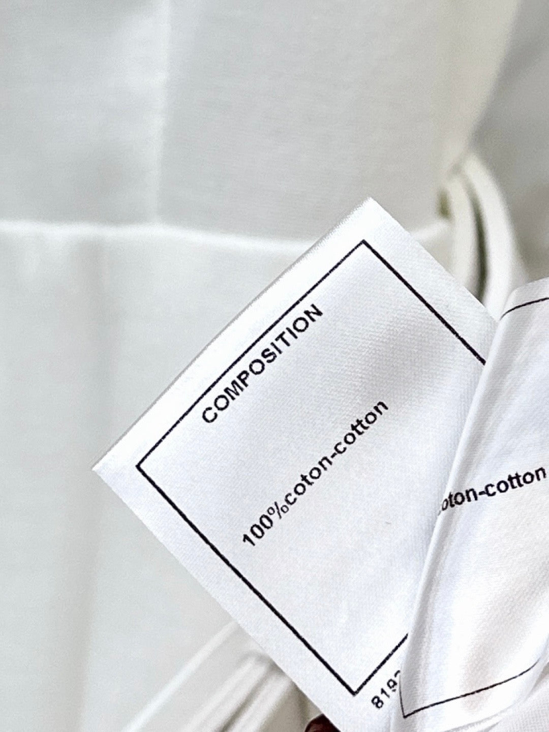 26SS — Latest Spring/Summer Collection: Long Dress with Beaded Pocket Embellishment 🤍 Features pearls at the pockets alongside a woven metal Double-C logo.