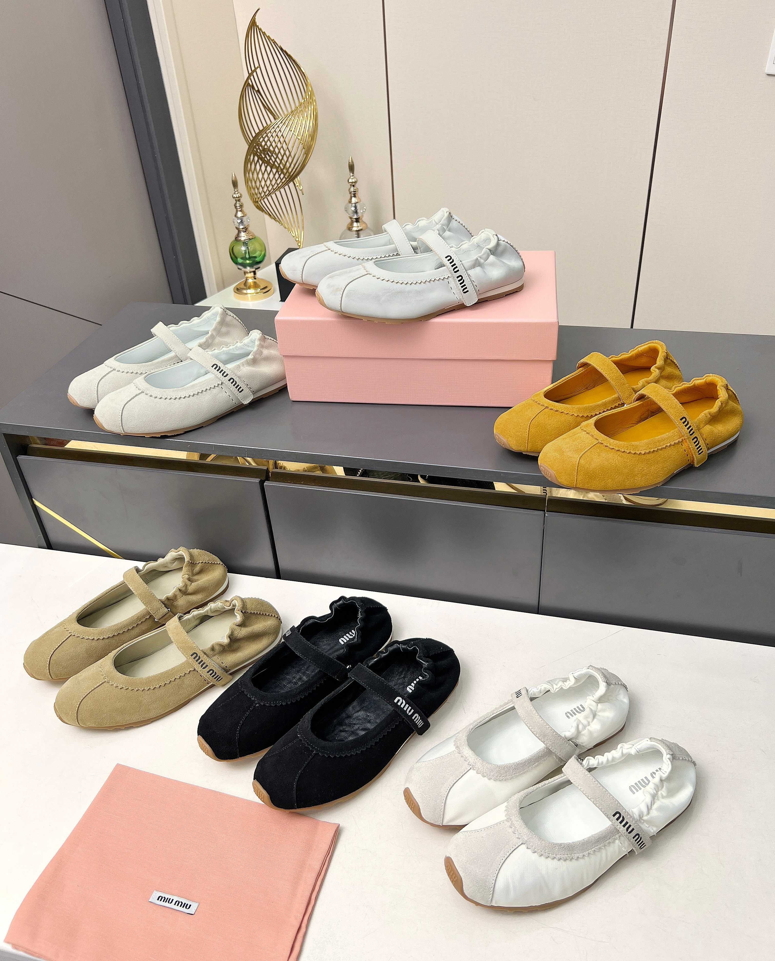 SS25 New Arrivals 🏆 Velcro-Strap Elastic Ballet Flats — Mary Jane Style (Casual)