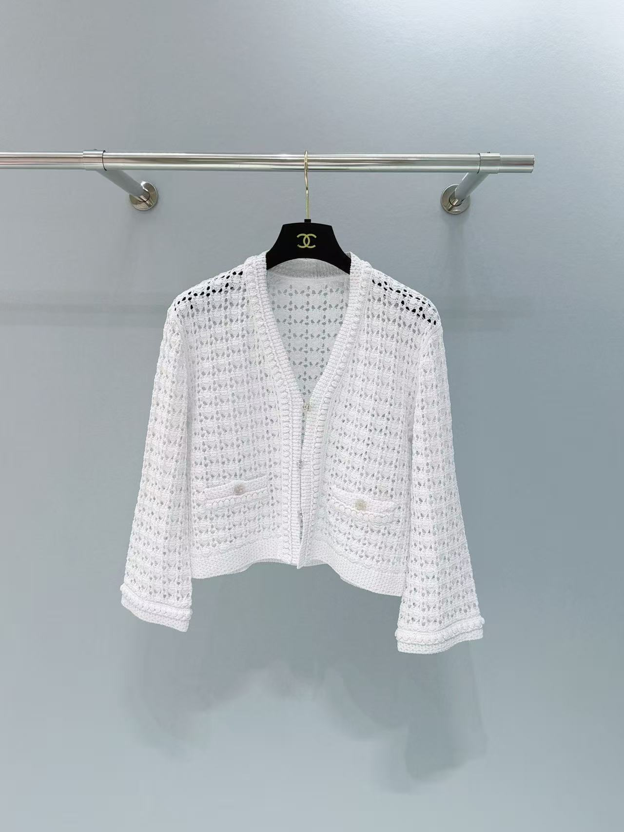 Openwork woven V-neck lace cardigan