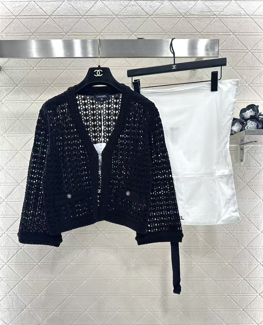 Openwork woven V-neck lace cardigan