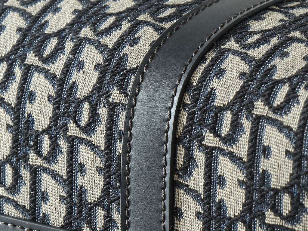 25FW NEW Large Handbag