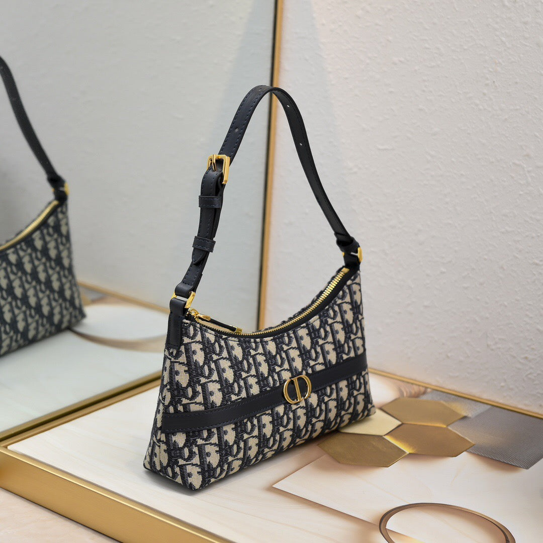 25FW NEW Single-shoulder dumpling bag