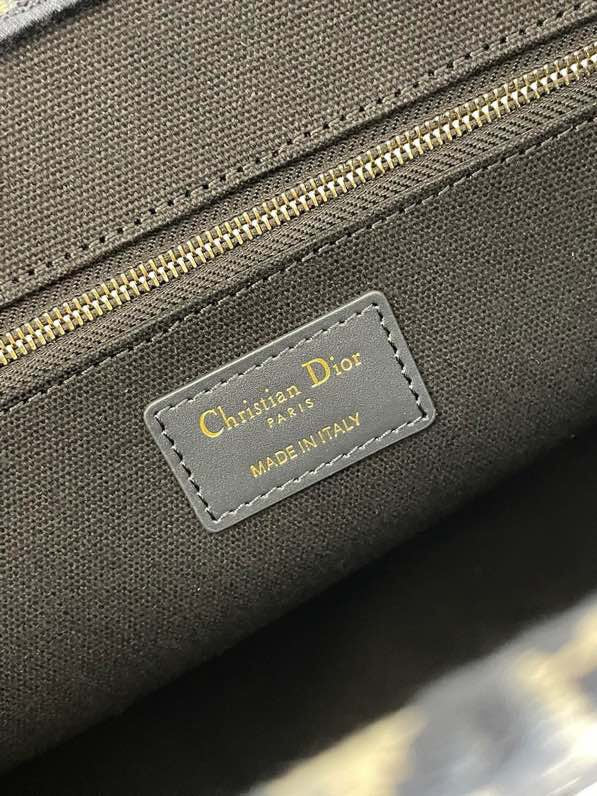 25FW NEW Classic Tote Bag