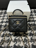 25FW NEW Exquisite Chain Shoulder Bag