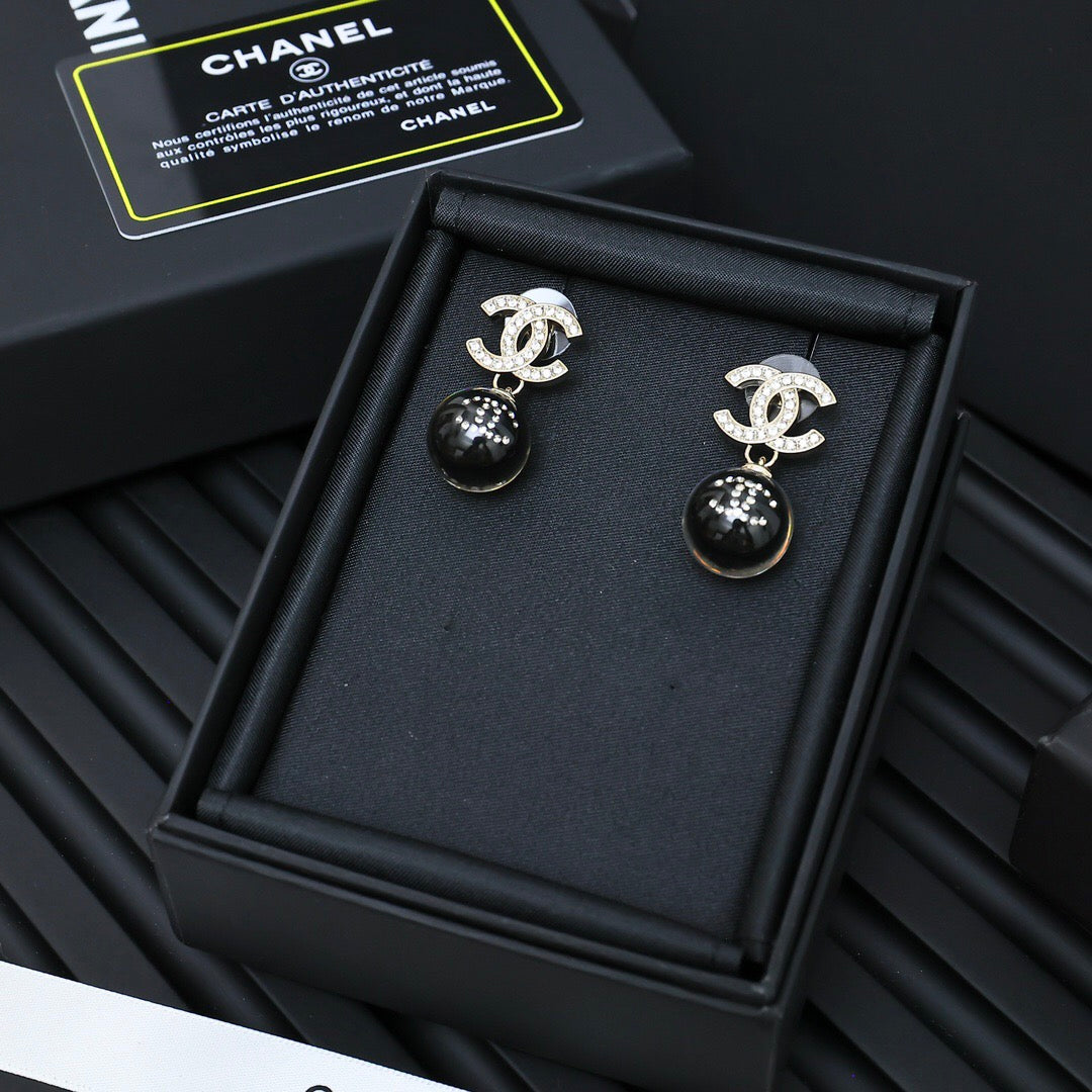 25FW NEW Glass Bead Earrings